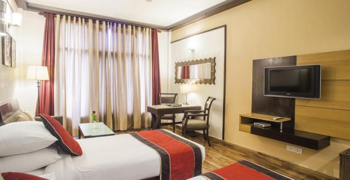 Hotel Maharaja Regency Ludhijána Kültér fotó